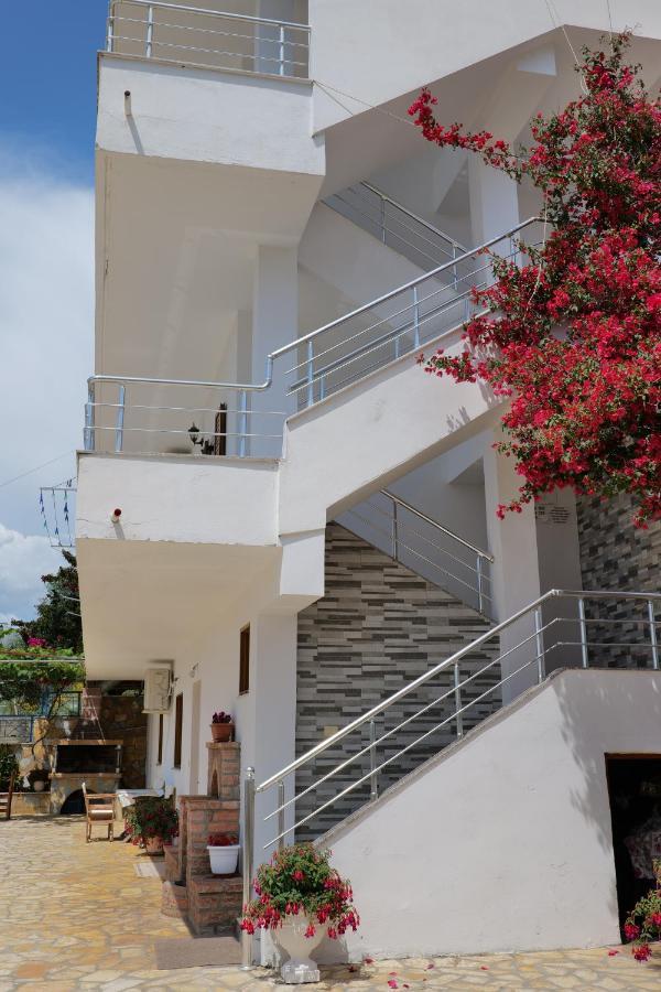 Vila Genci คซามิล ภายนอก รูปภาพ